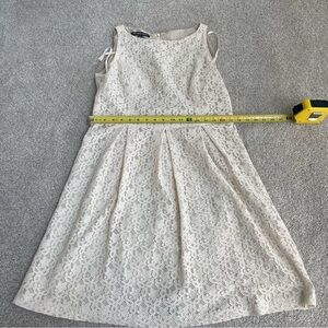 Jones Wear Dress, Women’s Size 12, Sleeveless Cream Lace Dress
